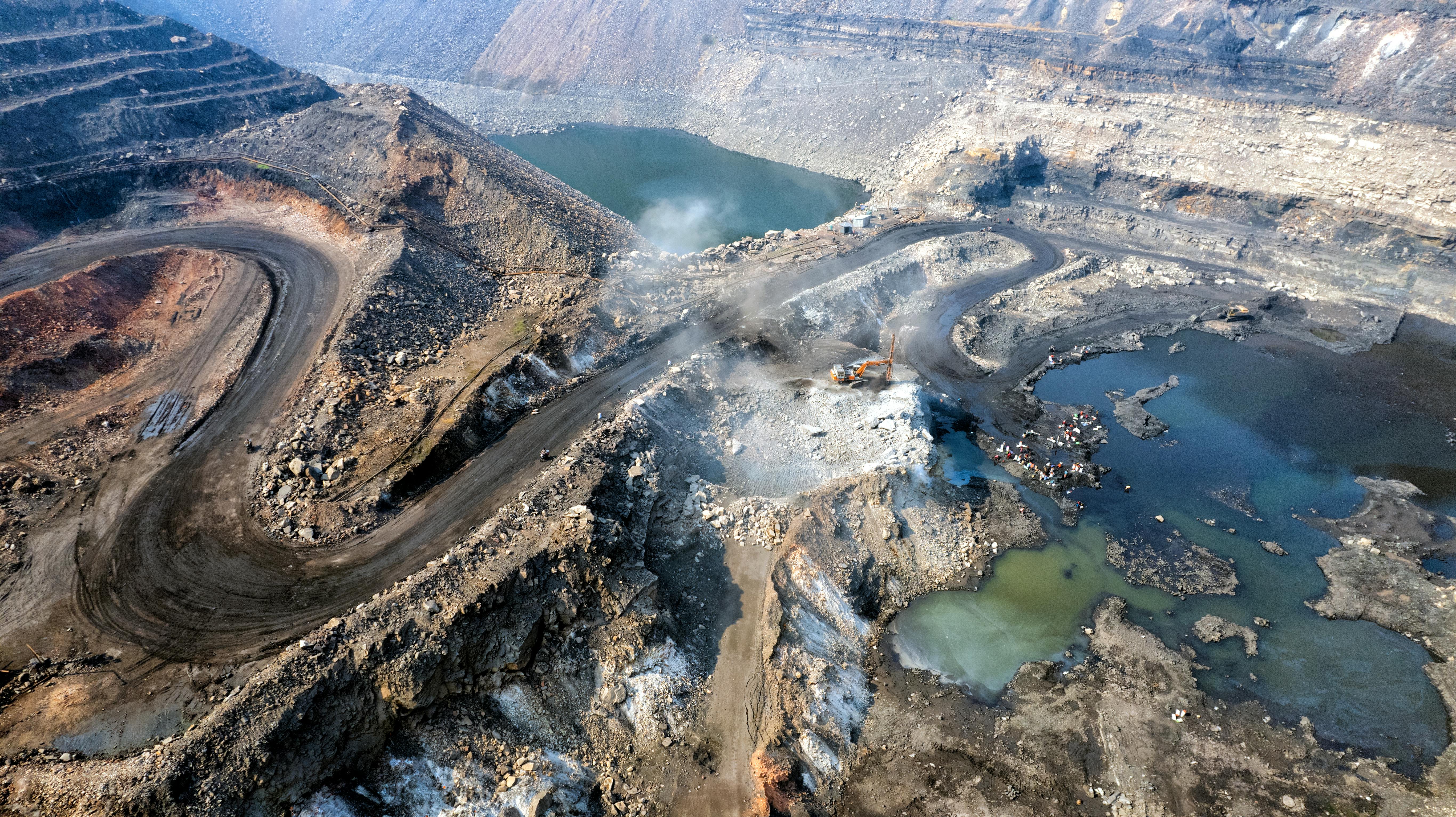 Open-pit mine landscape representing African mining execution and asset value recovery